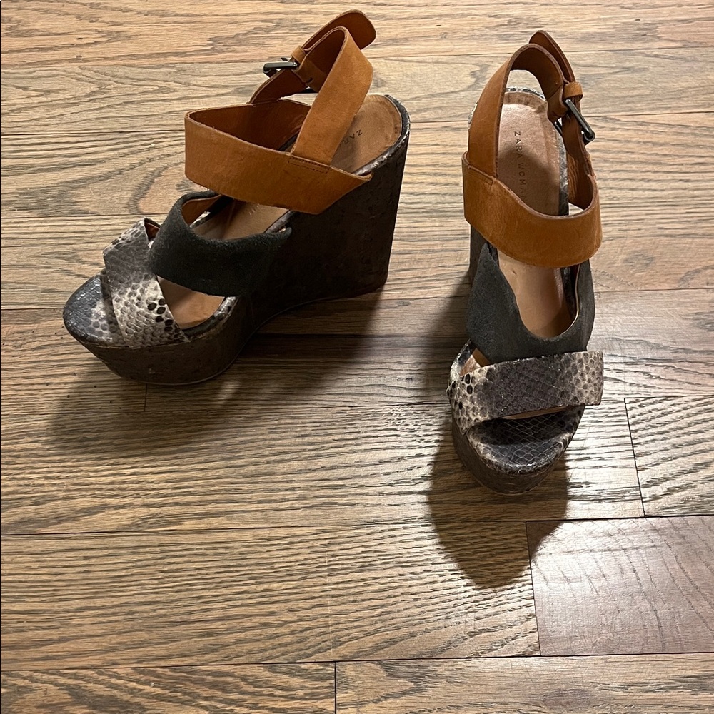 Zara wedges fair condition size 37